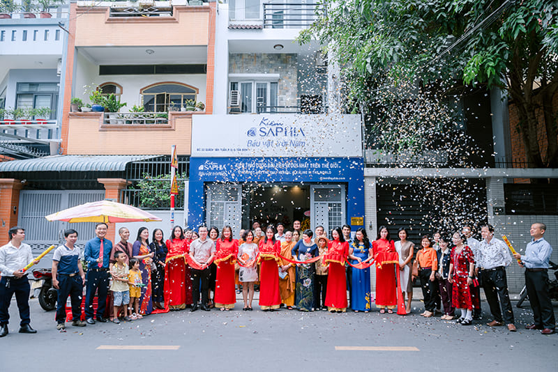 Kiềm Saphia tưng bừng khai trương văn phòng đại diện phía Nam