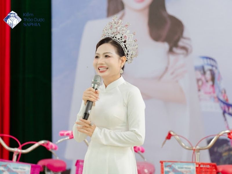 Tinh Than Viet Nam Trong Moi Kiem Saphier 2