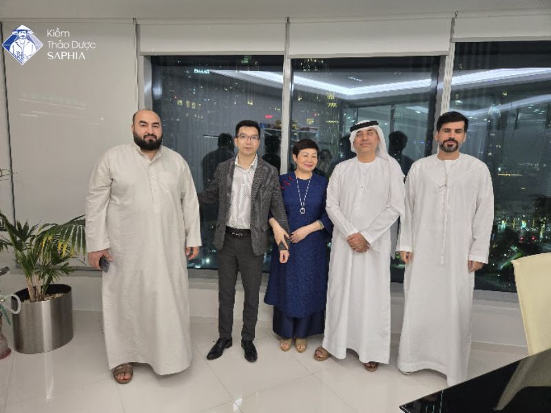 Hanh Trinh Tu Dubai Sang Viet Nam De Gap Go Doi Tac Phat Trien Cua Ty Phu Dubai 8