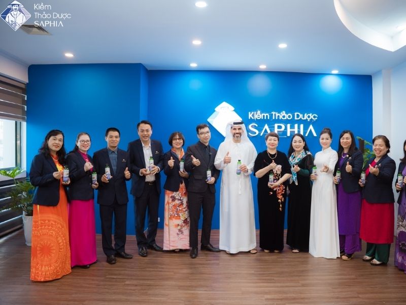 Ty Phu Dubai Noi Gi Ve Kiem Thao Duoc Saphia 1