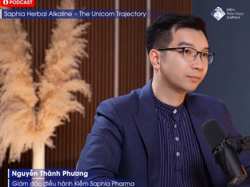 Ceo Nguyen Thanh Phuong Va Nkh Phuong Dung Dai Dien Kiem Thao Duoc Saphia Tham Gia Talkshow Chuong Trinh The Unicorn Trajectory 2