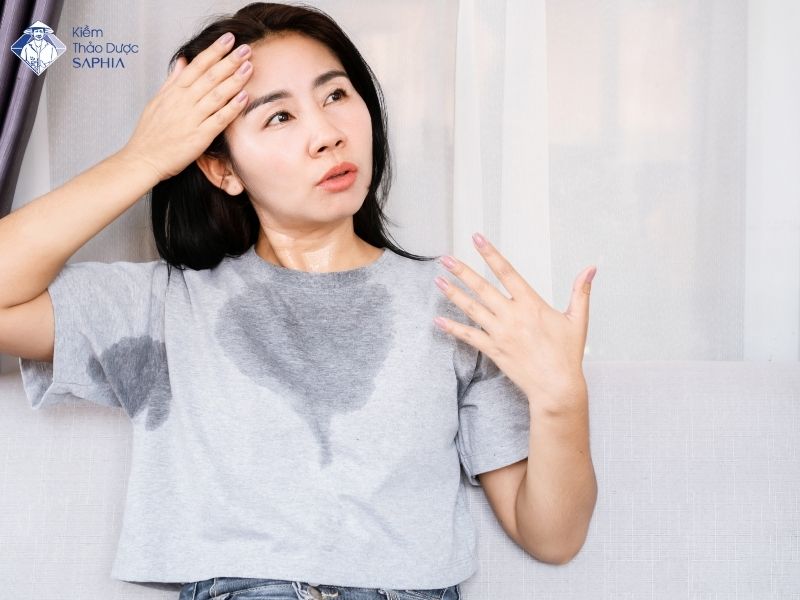 Nguoi Di Bo Nhieu Nen Uong Nuoc Gi 0