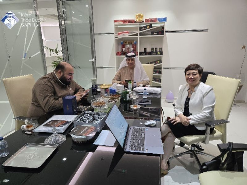 Kiem Thao Duoc Saphia Va Doi Tac Chien Luoc 3