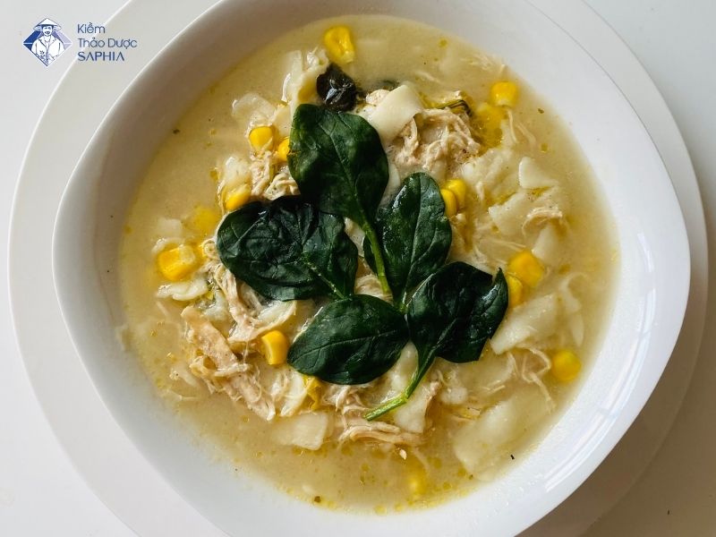 Uong Gi De Giu Nuoc Trong Co The 4