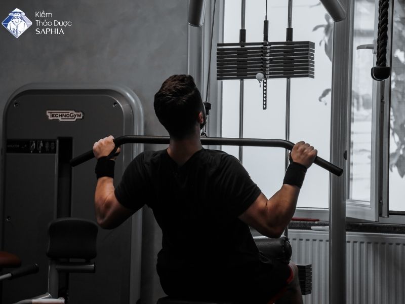 Van Dong Ra Nhieu Mo Hoi Uong Gi 1