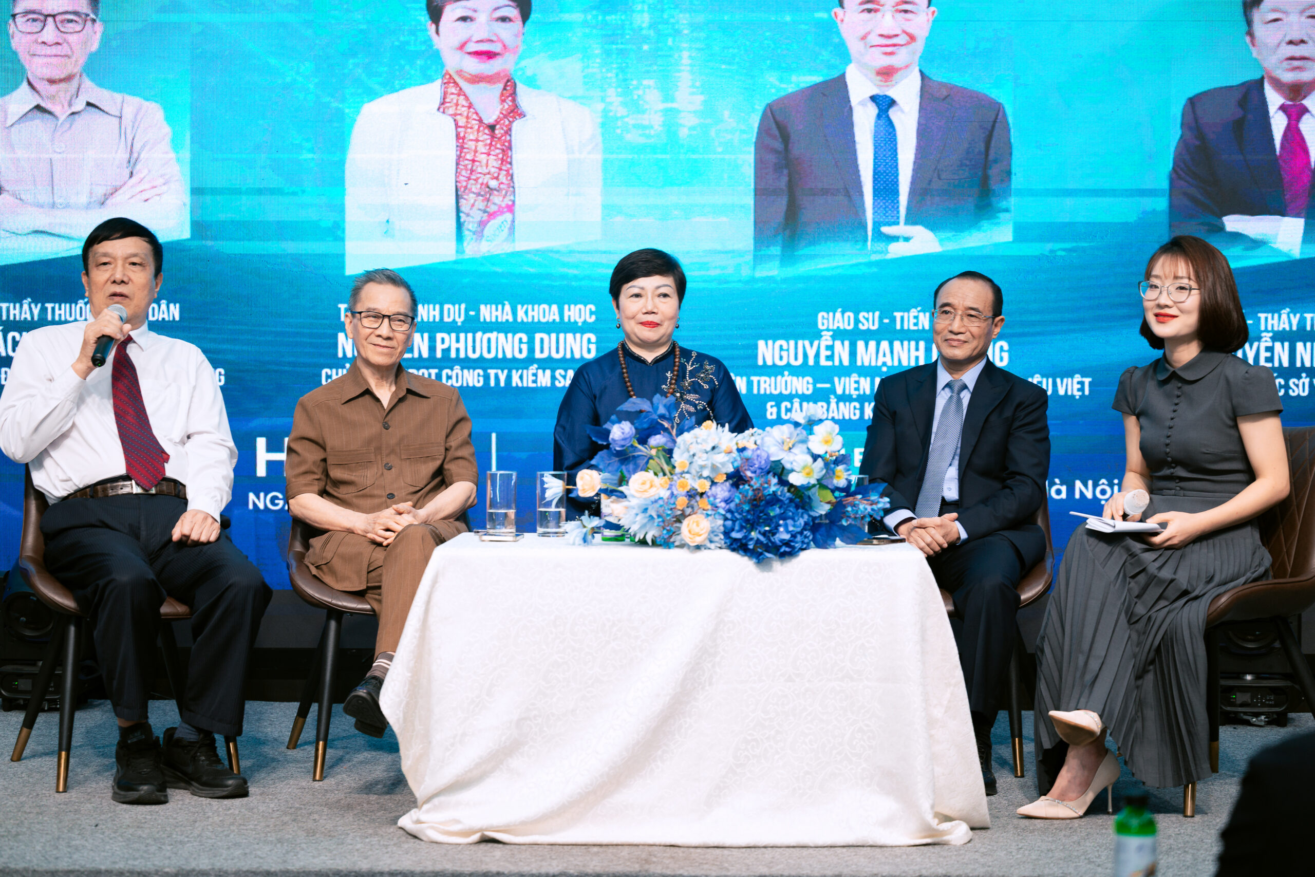 Kiềm Thảo Dược Saphia lan tỏa hành trình sống kiềm tại tọa đàm “Chăm sóc sức khỏe chủ động – Kiềm hóa & Cân bằng cơ thể”